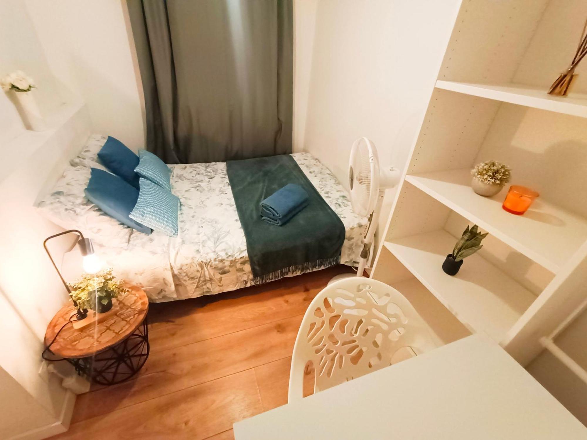 Sharing Flats In Gotico Auberge de jeunesse