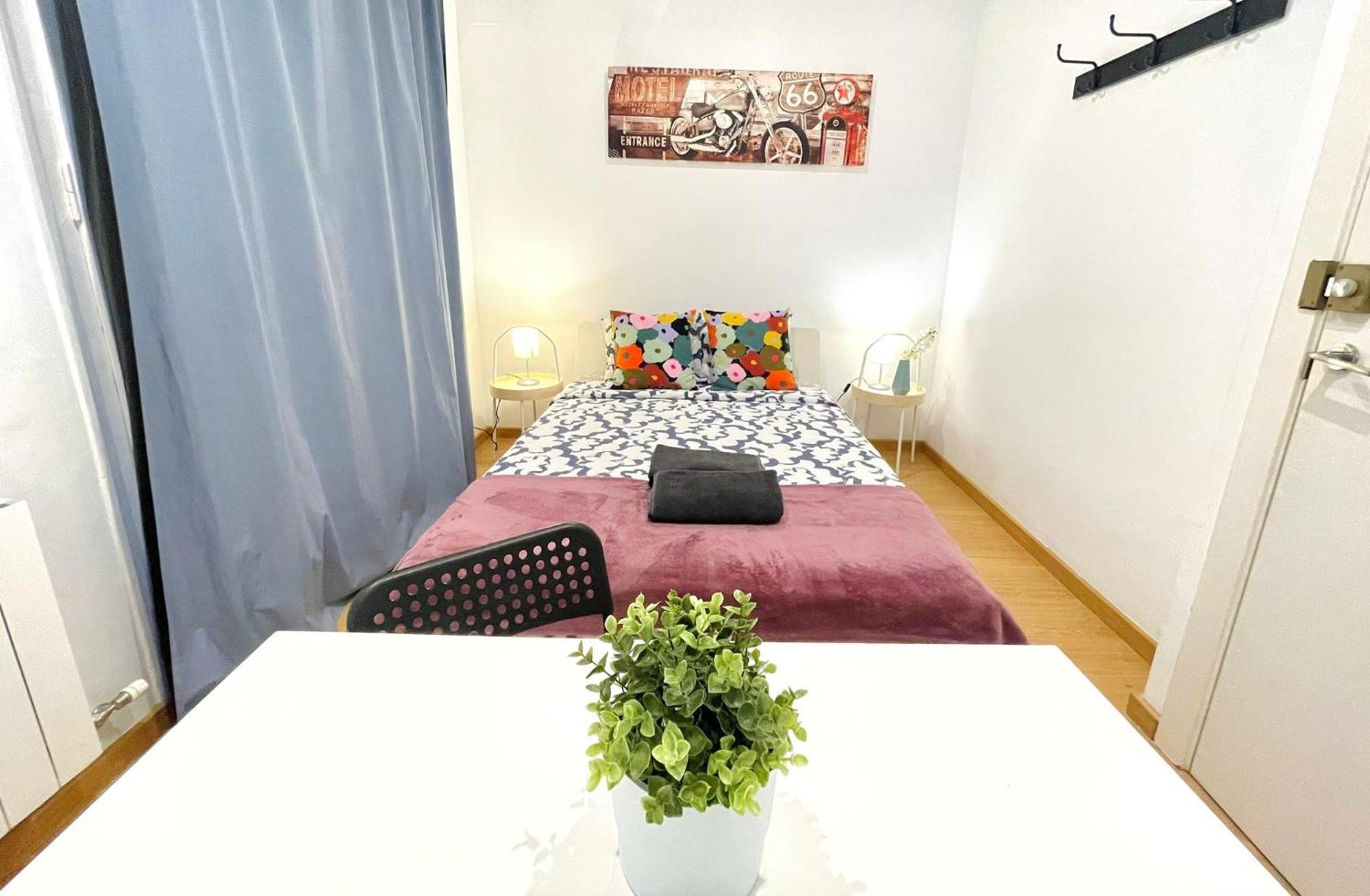 Sharing Flats In Gotico Auberge de jeunesse *